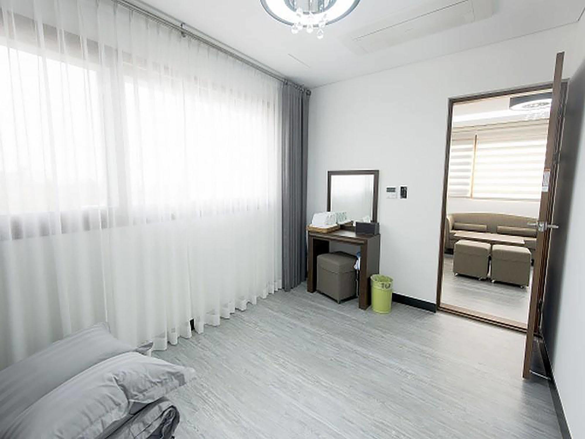 The Seri Resort Seogwipo Zewnętrze zdjęcie