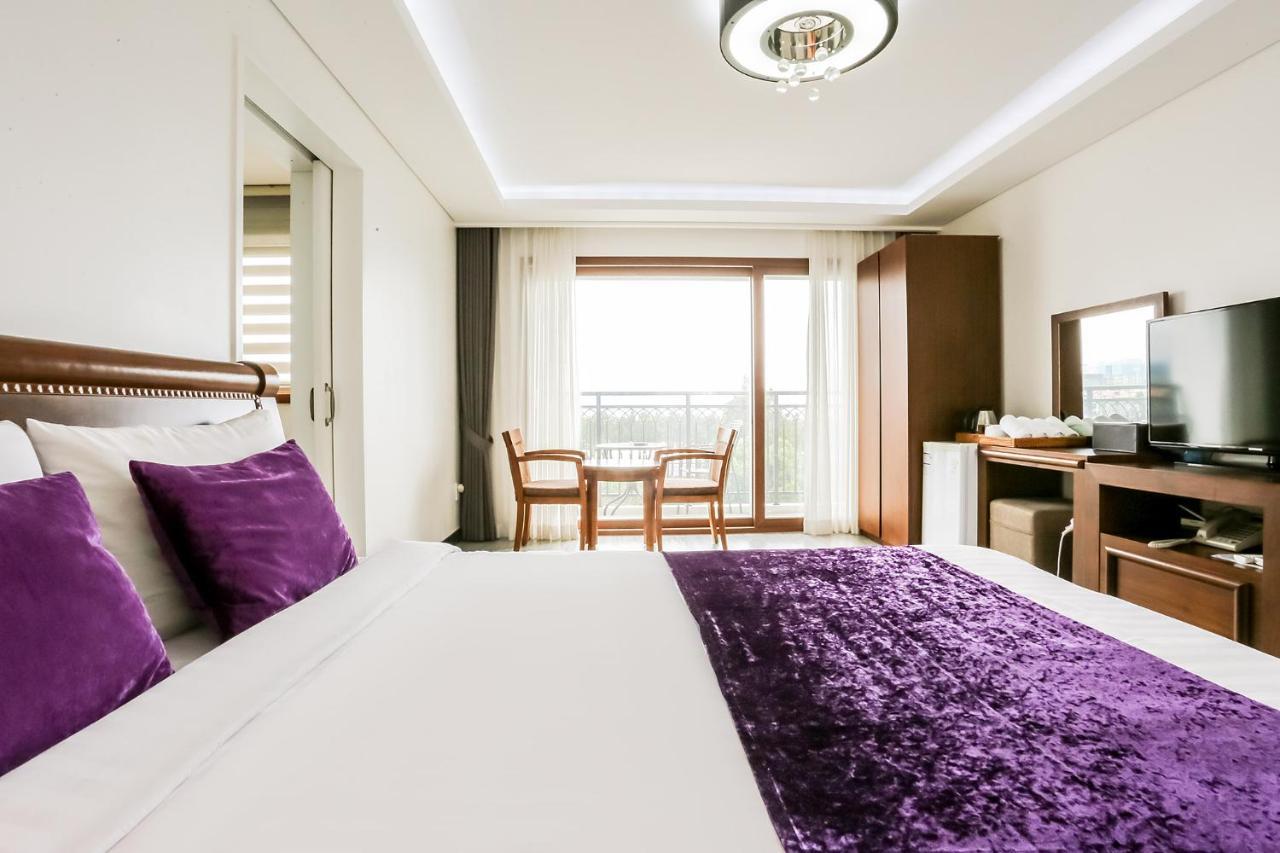 The Seri Resort Seogwipo Zewnętrze zdjęcie