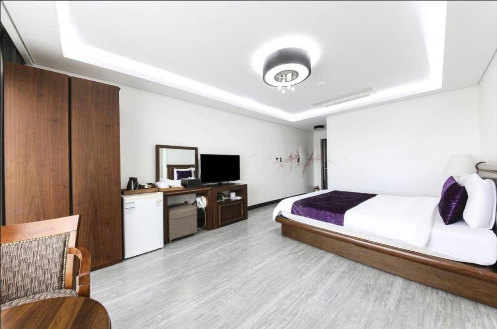 The Seri Resort Seogwipo Zewnętrze zdjęcie